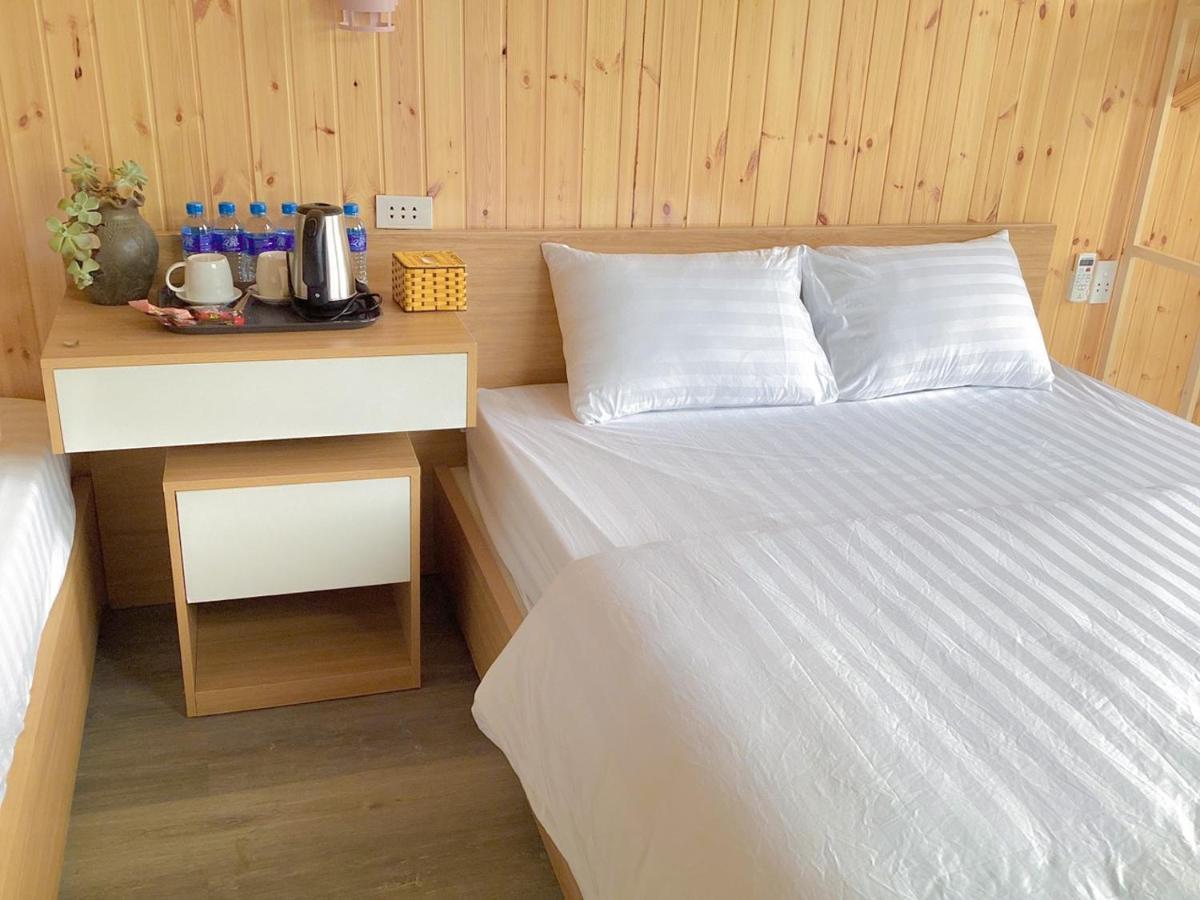 Plum Homestay Đồng Văn Esterno foto