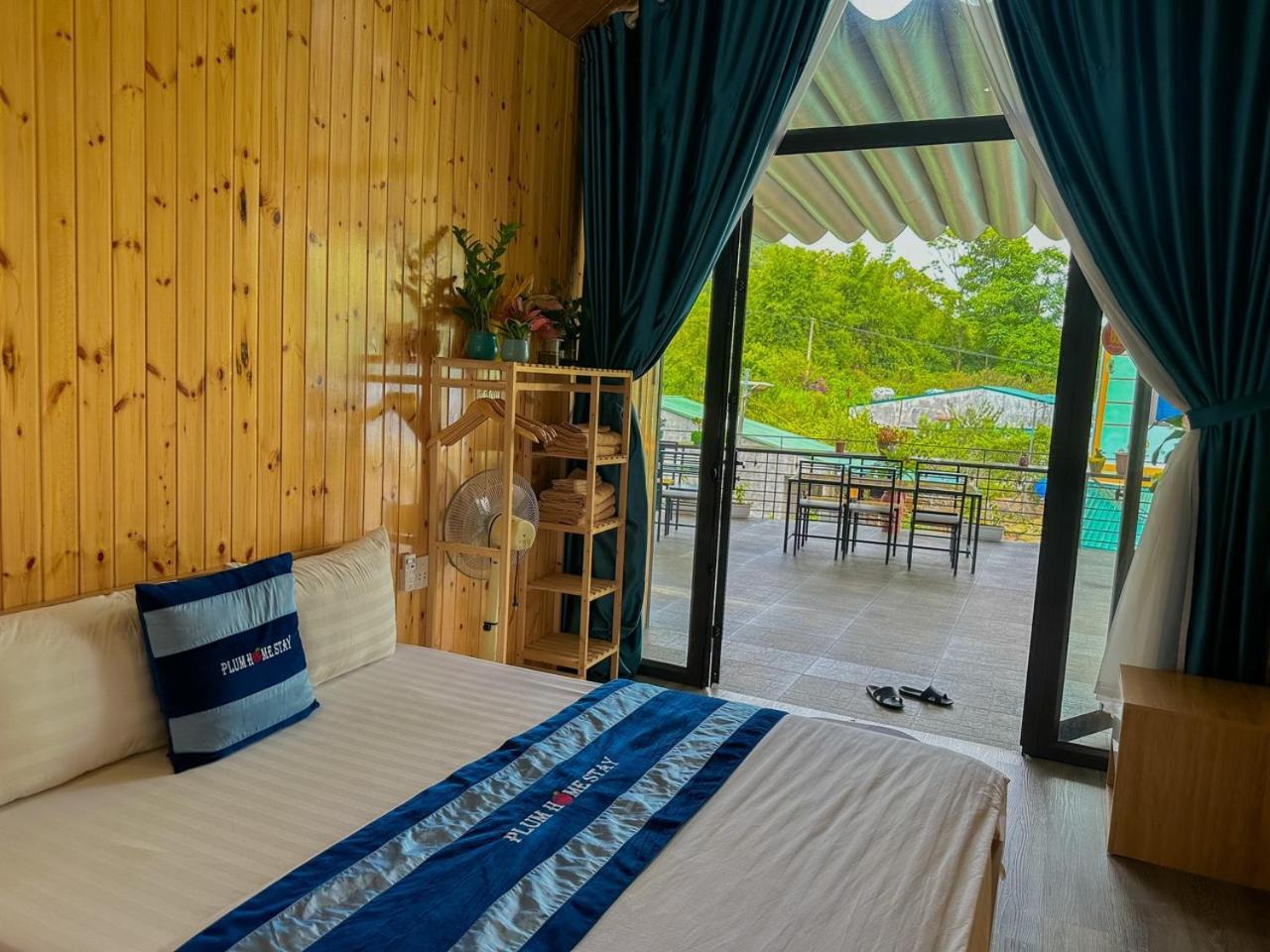Plum Homestay Đồng Văn Esterno foto