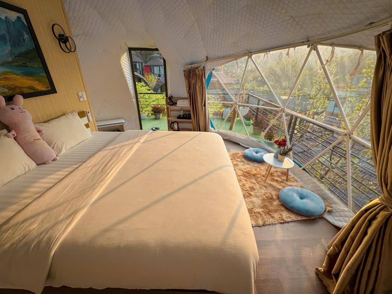 Plum Homestay Đồng Văn Esterno foto